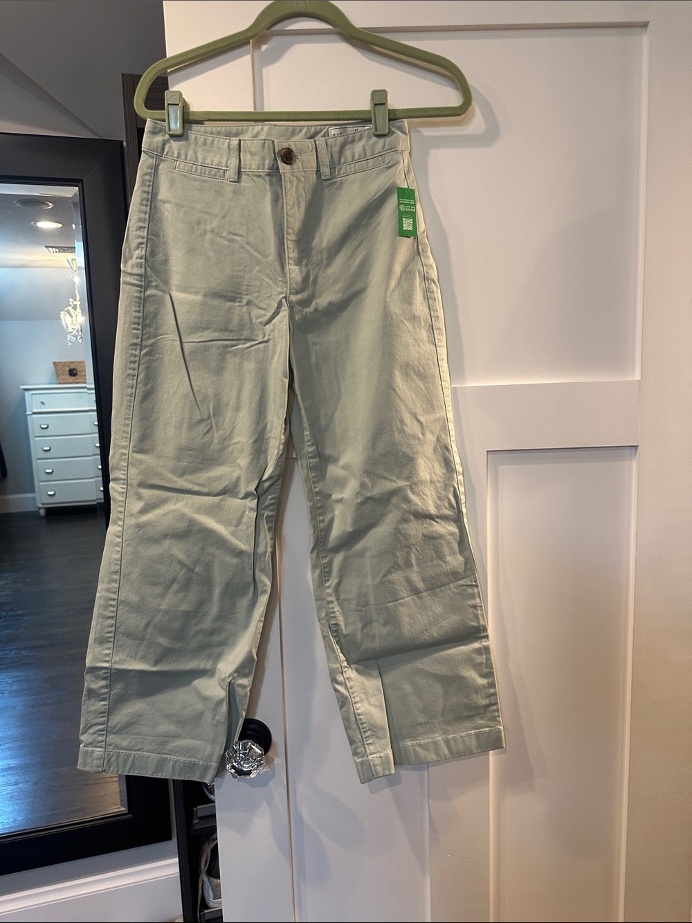 GAP Straight-Leg Pants in Sage Green